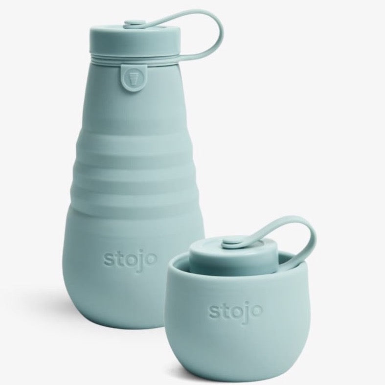 Aquamarine collapsible water bottle