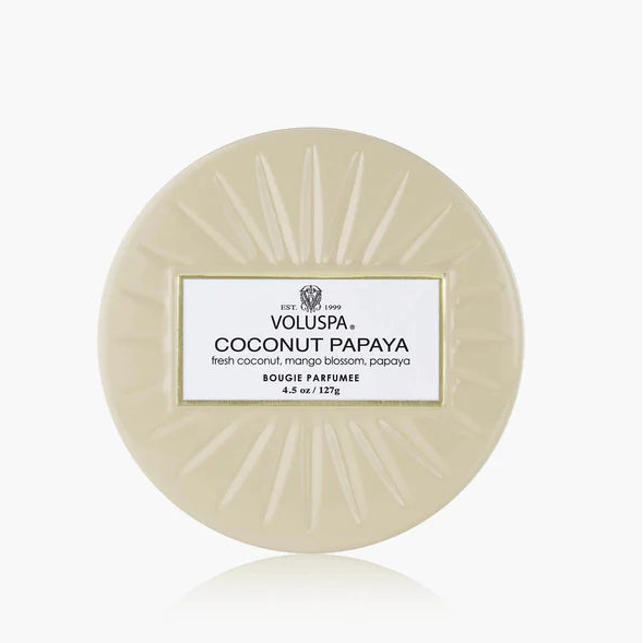 Volluspa Coconut Papaya candle on a white background