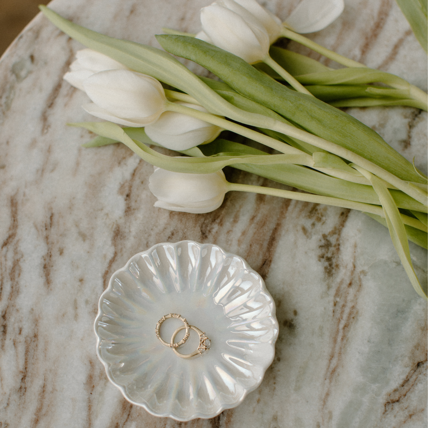 Iridescent Scallop Ring Dish
