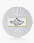 bourbon vanille candle on a white background