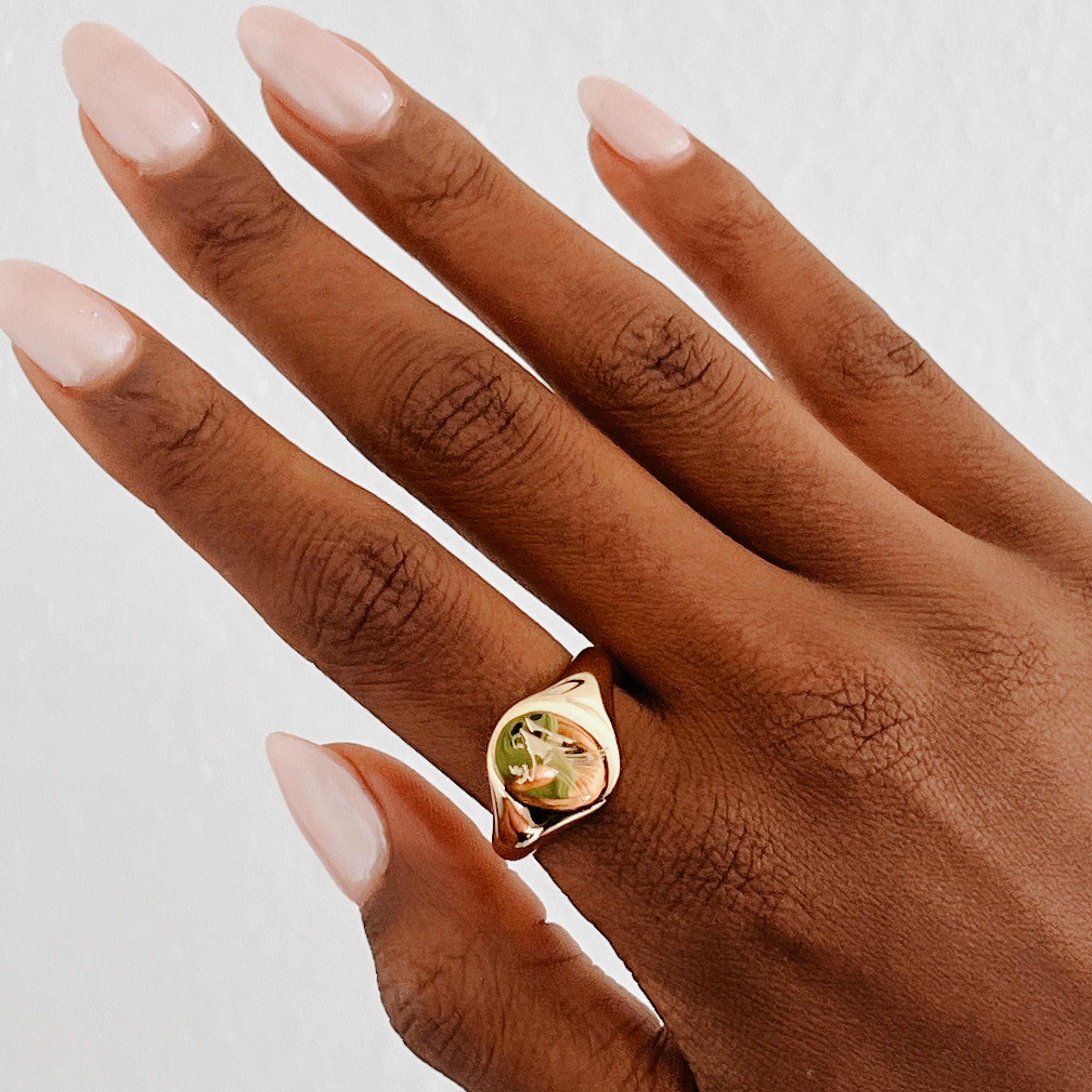 Virgo | Gold Plated Engraved Zodiac Ring (Size 8) - BOXFOX