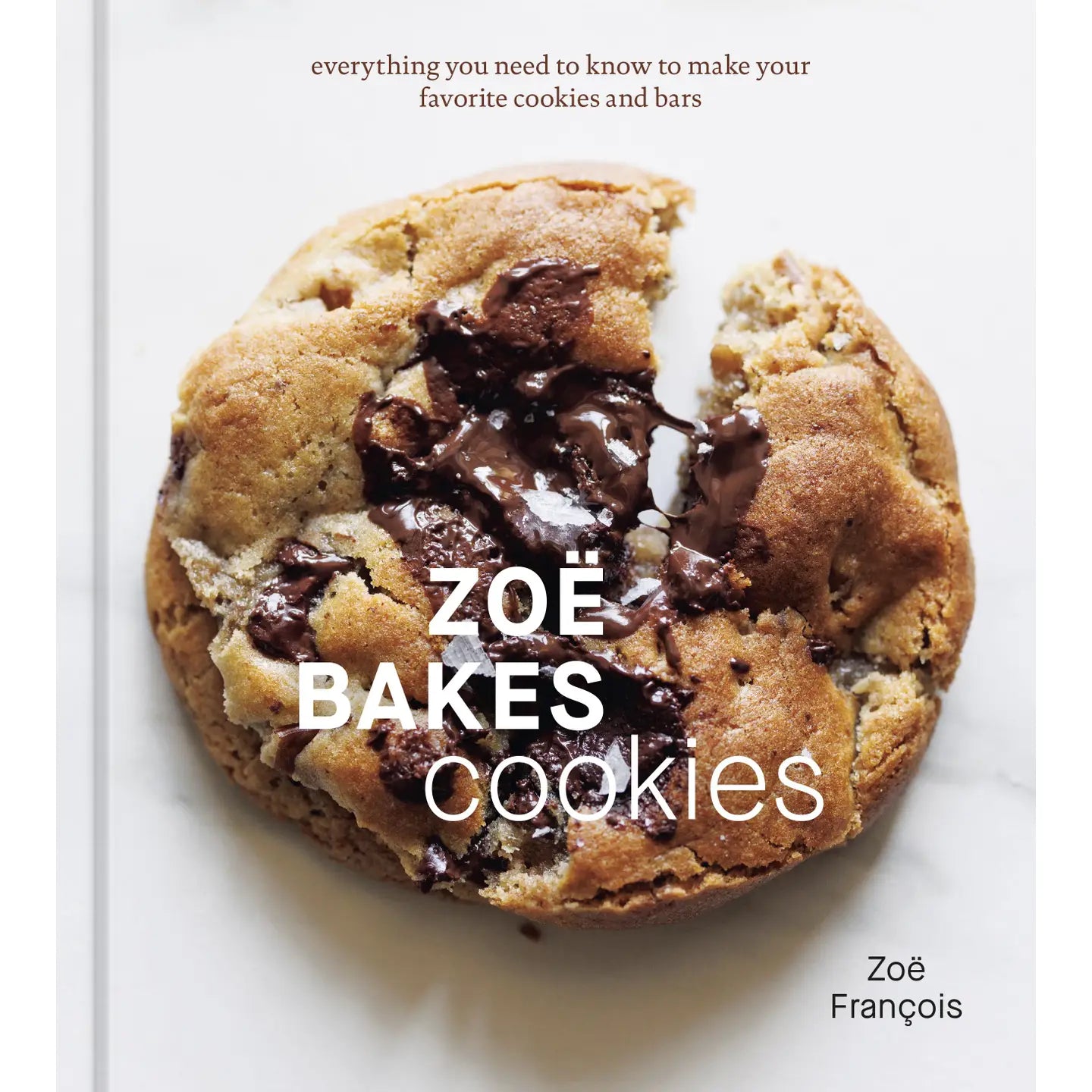 Book cover of 'Zoé Bakes Cookies' with a chocolate chip cookie on a white background
