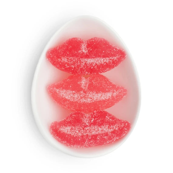 lip shaped gummies in an oval dish