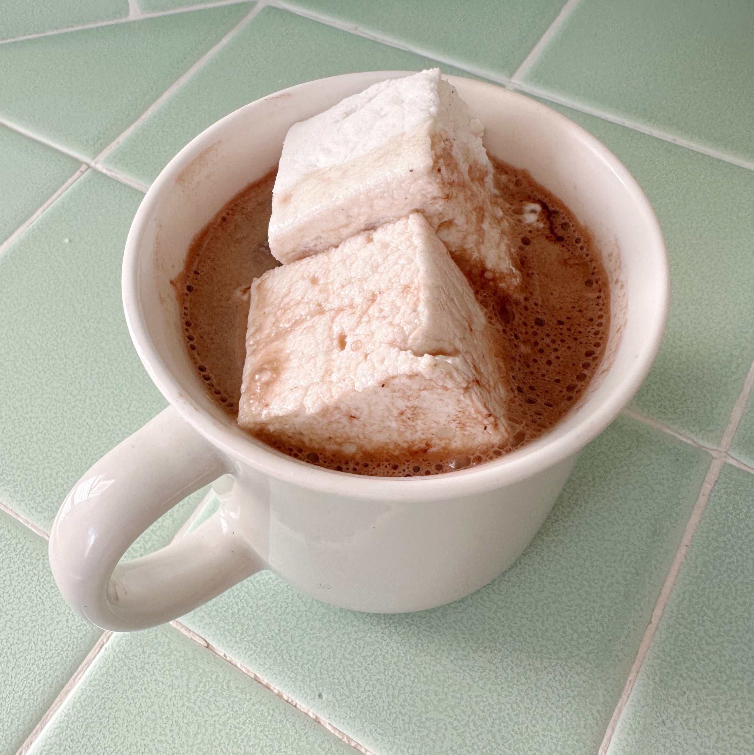 Jumbo Vanilla Bean Marshmallow Cubes - BOXFOX