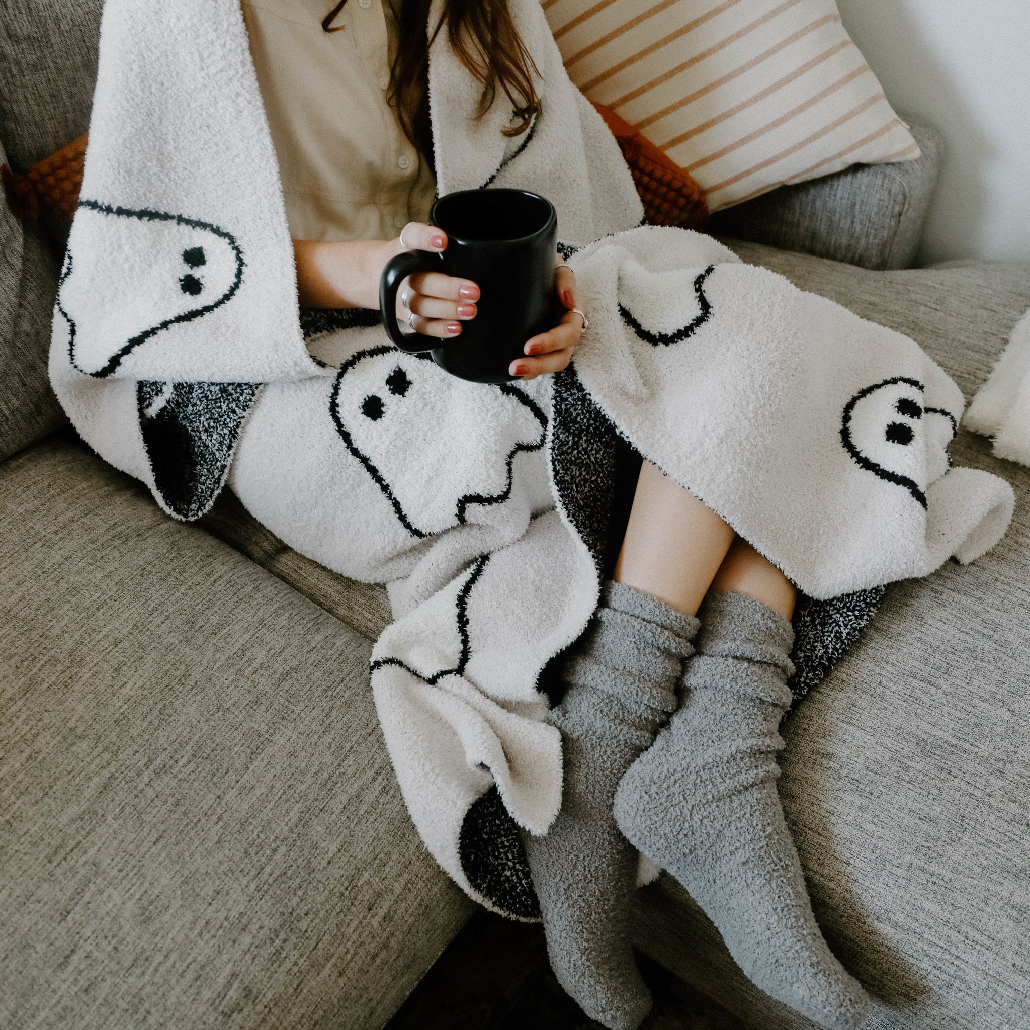 Cream Ghost Plush Blanket